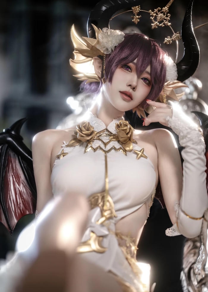 cosplay anime nữ phong cách ngầu