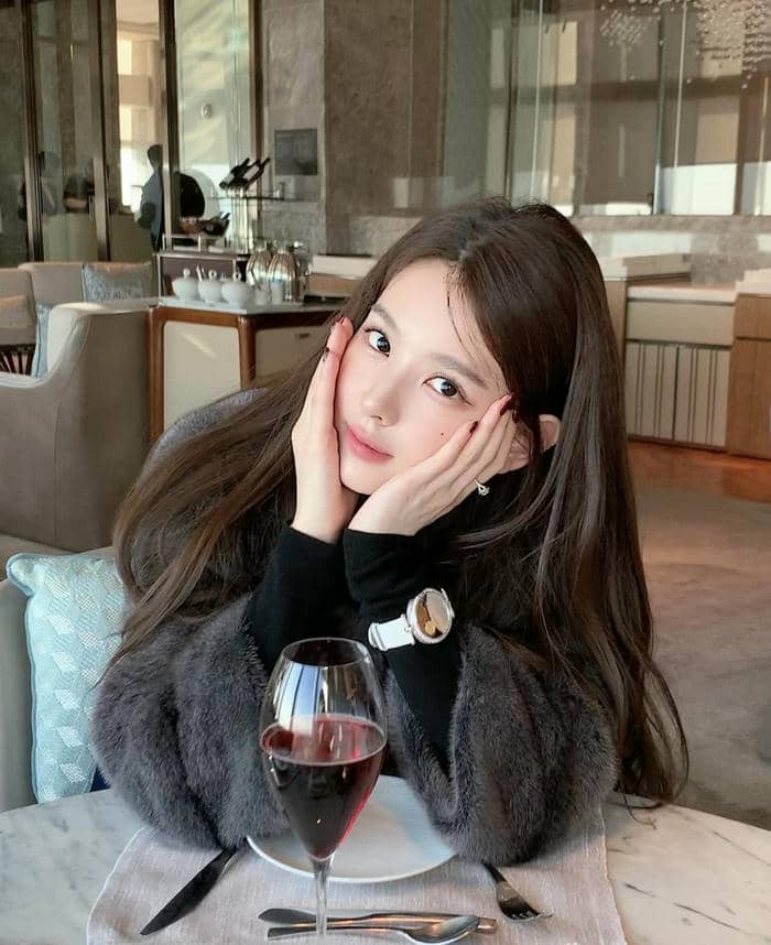 gái xinh hàn quốc phong cách nữ tính