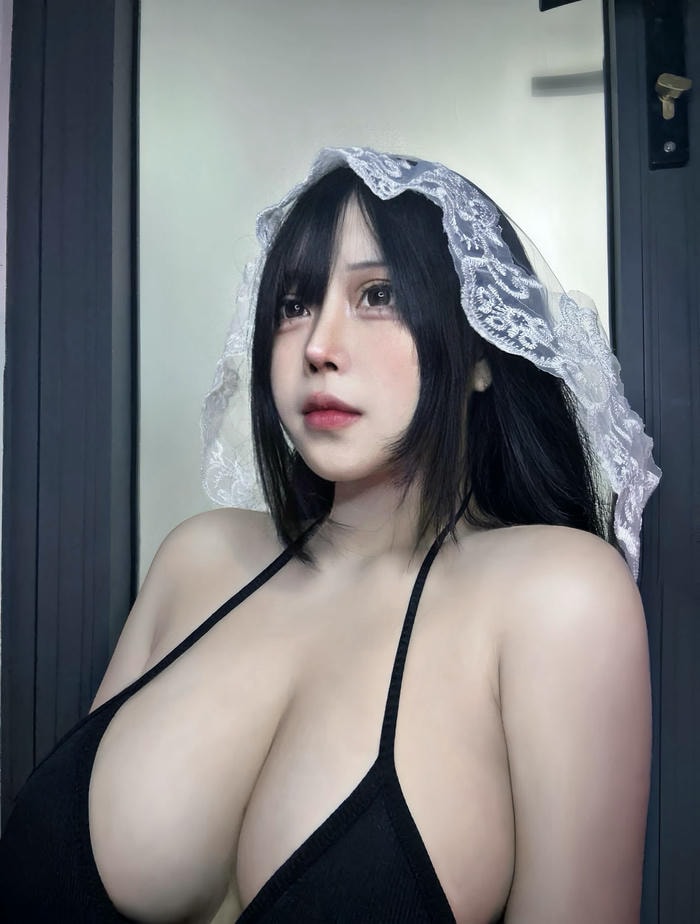 vòng một nổi bật của Pi Tiên