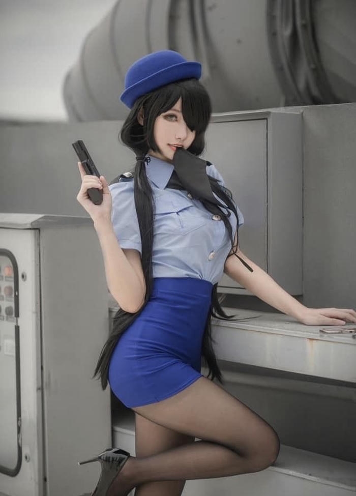 hình ảnh cosplay cảnh sát nữ gợi cảm(1)