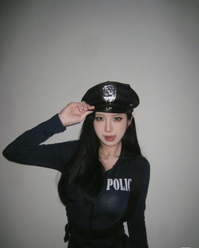 hình ảnh cosplay cảnh sát nữ sắc nét